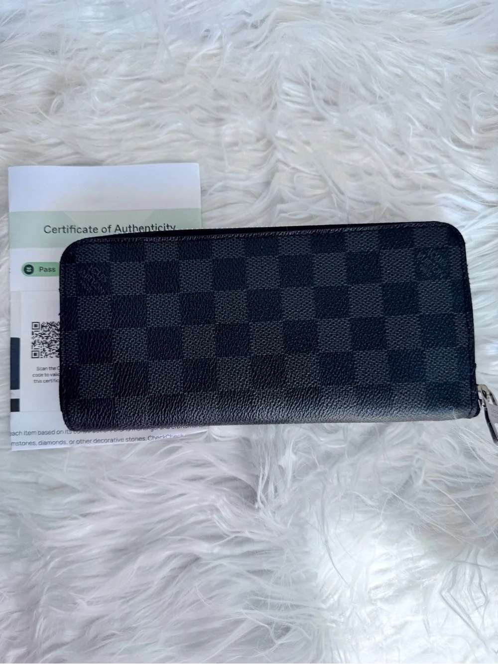 LOUIS VUITTON Zippy Organizer Wallet Damier Graphite N60111 Black
